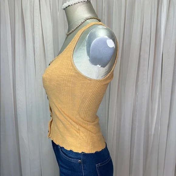 Mustard Button-Front Ribbed Tank Top - Picture 2 of 5